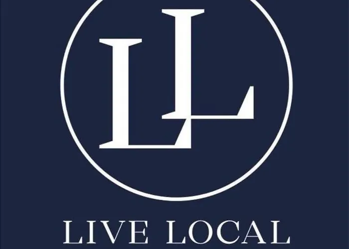 Live Local Cafe & - 420 Friendly Hotel Bangkok